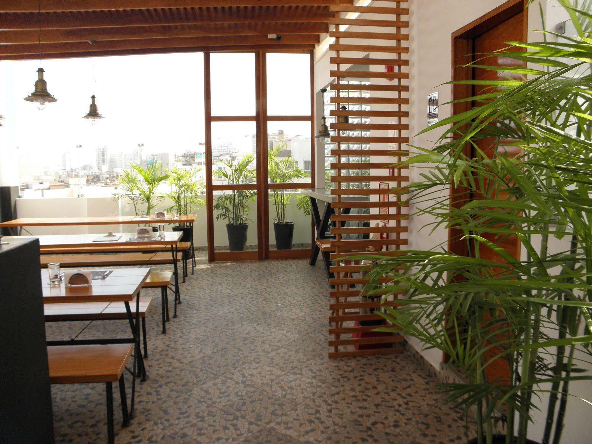 The Point Miraflores, Лима Экстерьер фото
